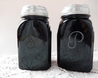 Beautiful Vintage McKee Black Glass Salt and Pepper Shakers / McK and Patent Applied For on bottom