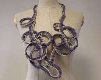 Artsy linen necklace. Boho style.