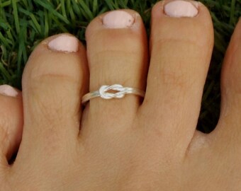 Silver Toe Ring, Silver Knuckle Ring, Silver Adjustable Ring, Silver Knot Ring, Celtic Knot Ring, Love Knot Ring