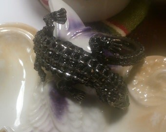 Vintage Black Stones Alligator Clasp Bracelet...Fits around Wrist