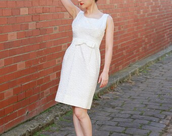 Vintage 1960s White Brocade Party Dress / Bow / Dipped back / 1960s Dress / S/M