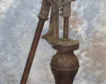 Well Water Pump Cast Iron Cistern Pitcher Windmill Garden Farm Vintage cw