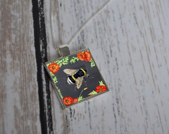 Mothers Day Gift Honey Bee Necklace - Bee Jewelry - Bumble Bee Necklace - Gift for her, bee keeper, bee lover gift, Pendant