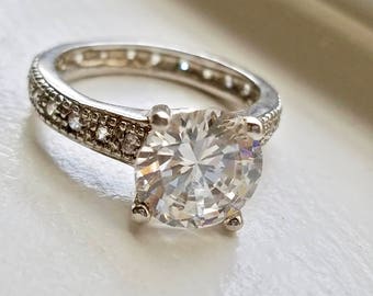 On Sale Solitaire Ring, Vintage CZ Ring, Beautiful Ring For Her, Faux Diamond Silver band - Big Stone Ring