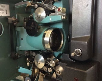 Bell & Howell 545 Filmsound Specialist 16mm Projector