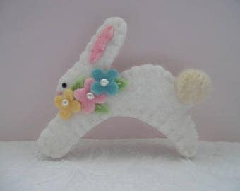 Easter Brooch Bunny Felt Pastel Spring Flowers Pin Beaded
