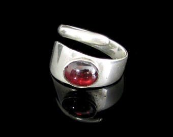 Garnet Spoon Ring , Spoon Jewelry , .925 Sterling Silver Vintage Spoon Ring, Garnet Ring