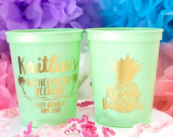 Bachelorette Party Favor, Aloha Beaches, Custom Party Cups, Bridal Party, Plastic Stadium Cup, Personalized Cups, Bar Crawl, Beach Party Cup