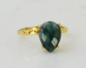 Raw Emerald Ring - Green Emerald - Bezel set ring - Birthstone Ring - Gold and Silver Ring - Gemstone Ring - Stacking Ring - Bridesmaid Ring