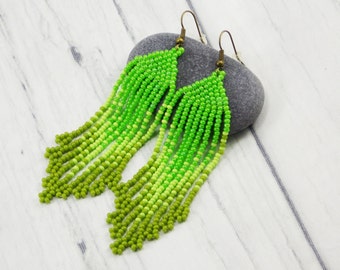 Employee gift Girlfriend gift\for\women Fashion jewelry green earrings green jewelry for teens cute earrings leaf jewelry Dangle earrings