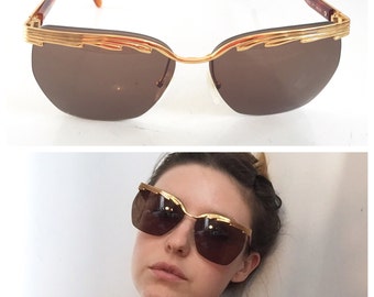 Vintage Laura Biagiotti Designer 1980s Oversized Top Bar Geometic Gold Frame Sunglasses