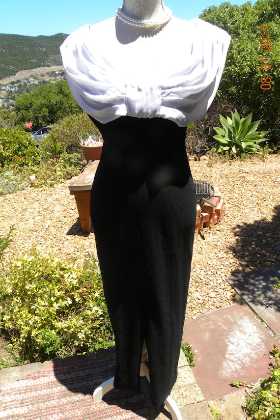 Stunning long black vintage evening dresss, size uk 8-10 usa 6-8, gothic, steampunk by MidnightMaidens steampunk buy now online