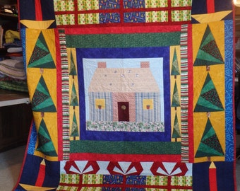 Christmas quilt, holiday quilt, queen size quilt, red and green quilt, homemade quilt