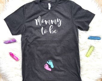 Pregnancy shirt, Cute pregnancy announcement, Maternity shirt, shirt for new mom, Baby shower gift, maternity photos, Preggers shirt, Mom