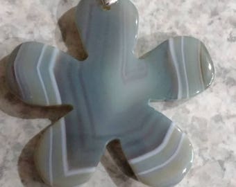 CLEARANCE *Banded Onyx Flower Pendant Necklace