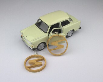 Trabant/Sachsenring earrings in olive wood