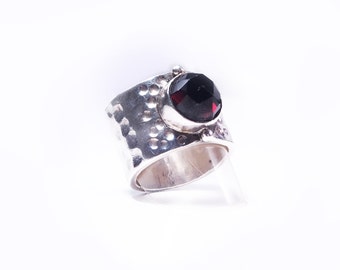 Silver and Garnet ring