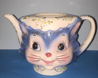 Lefton Miss Priss Teapot