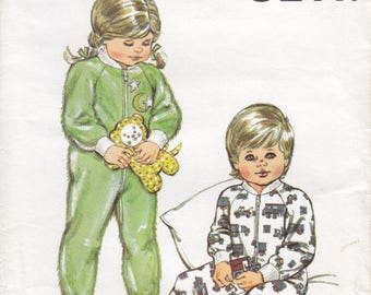 Vintage Pattern Kwik Sew 1283 Toddlers' Sleeper 80s Size T1 to T4 UNCUT