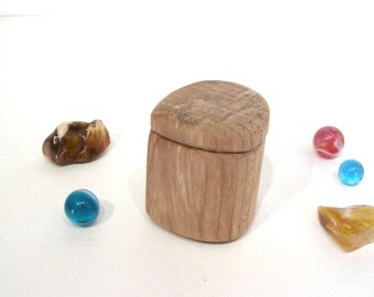 Maple Wooden Box, engagement ring box, ring bearer box, Oregon Coast, proposal box, earring box, eco gift box, guitar pick box, Christmas