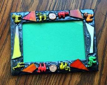 Safari Picture Frame (holds a 4 x 6 photograph)