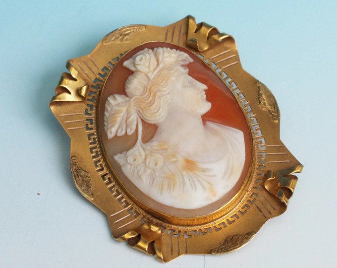 CIJ Sale Carved Cameo Brooch Greek Goddess 10K Gold Scrolled Frame Art Deco Vintage