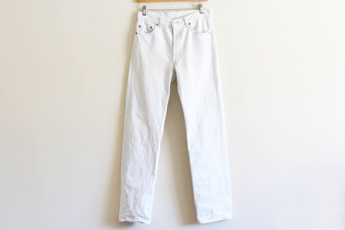 white levis 501 vintage