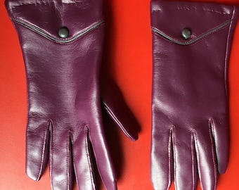 Vintage 60's purple faux leather ladies gloves kid skin