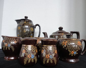 Japanese coffee and tea service with matching salt and pepper shakers