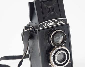 Lubitel TLR , a medium format TLR camera by LOMO,