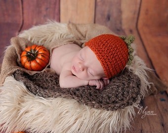 Pumpkin hat, Pumpkin beanie, Newborn fall hat, Newborn prop, Newborn photo props, Baby hat, Infant prop, Photography prop, Fall prop