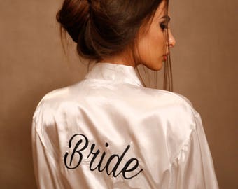 Custom satin bride robe! Personalized Bridesmaid robe. Embroidered Satin robe.Kimono robe! bridal hen party robe. Bridesmaid kimono