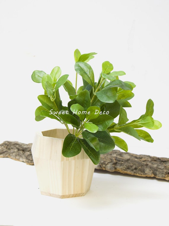 WaterResistant Faux Plant Artificial Leaf