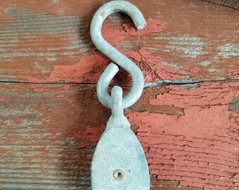Metal Pulley. Pulley with S hook, barn pulley, nautical pulley, industrial pulley, pulleys, rustic pulley, salvaged hardware, pulley wheel