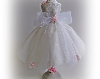 Shabby chic decor Dress Jewelry Display Mannequin Necklace Earring Holder Fabric Jewelry Stand Cottage chic decor Wedding Decor