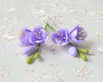 Violet flower hair pin Wedding flower hair accessories Bridesmaid hair clip Purple spring flower Romantic hair piece boho wedding gift