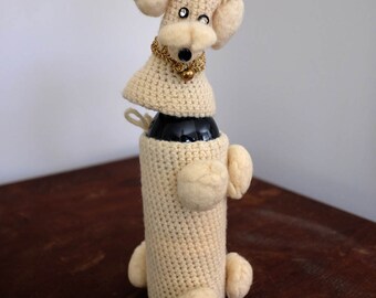 Crochet poodle, crochet bottle cover, crochet wine topper, vintage yarn poodle, vintage bottle topper, vintage poodle, vintage barware