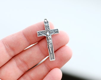 Sterling Silver Crucifix / Silver Cross / Cross Pendant / CHM013