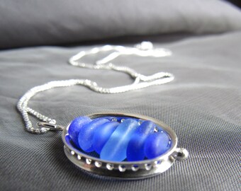 Sea Glass Necklace / sea glass jewelry / beach glass necklace / beach wedding necklace / beach glass jewelry / blue sea glass necklace