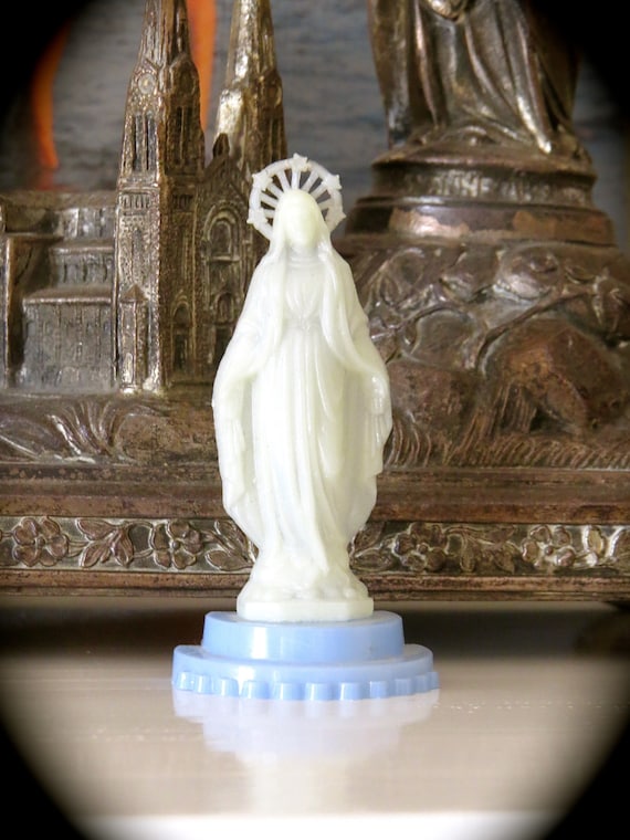 plastic statues of mary