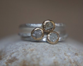 3 rough diamond ring-gold stacking ring-stacking rings set-gefen-engagement ring-raw diamond ring-alternative diamond-white diamond ring