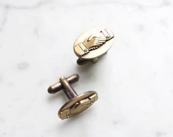 Vintage Brass Handshake Cuff Links | Charlie Brown's, Weddings Groomsmen Gift