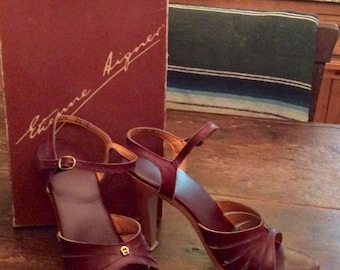 1970's Etienne Aigner Burgundy leather Wood platform shoes 7.5