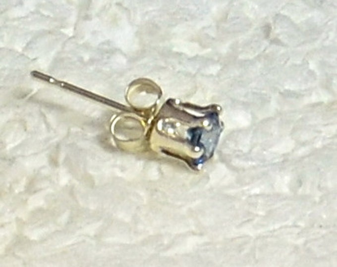 Men's Sapphire Stud, 5mm Round, Natural, Set in Sterling Silver E989M