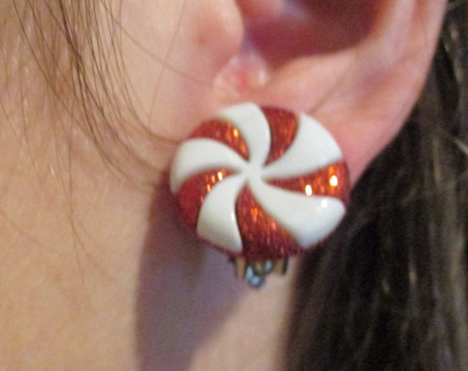 peppermint earrings-clip on earrings-Christmas earrings-Holiday earrings-winter jewelry-kids clip on earrings-peppermint candy studs-teen