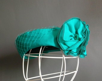turquoise pillbox hat, vintage hat with netting and bow