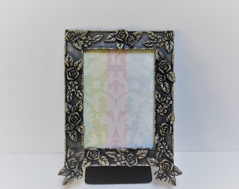Rose covered Picture Frame 2.5 x 3.5 Antiqued Pewter colored / silver colored heavy metal frame