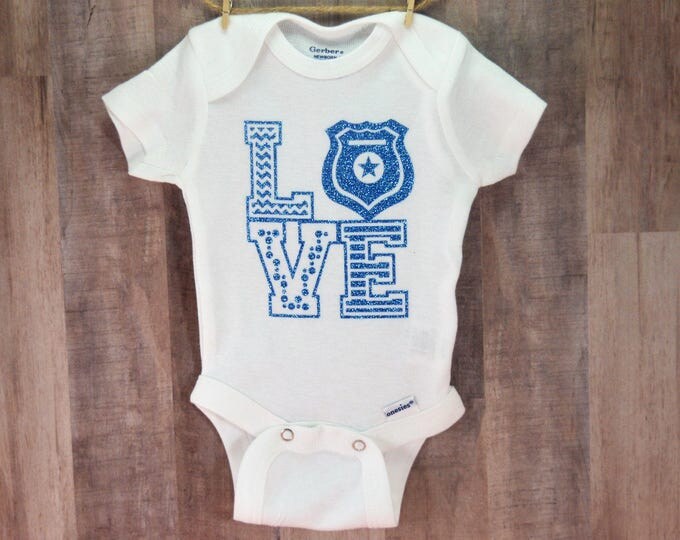 Love Police Shield One-Piece Baby Shower Birtdhay Gift Idea Infant Toddler Creeper Bodysuit Cute Shirt Coming Home Outfit Back The Blue