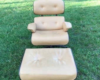 Vintage Eames Style Lounge Chair with Ottoman, Mid Century Modern Lounge Chair, Reproduction Eames Style Chair with Ottoman, Tan Colored