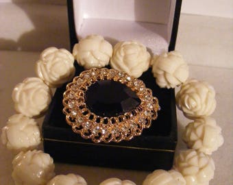 Lovely Brooch & Bracelet